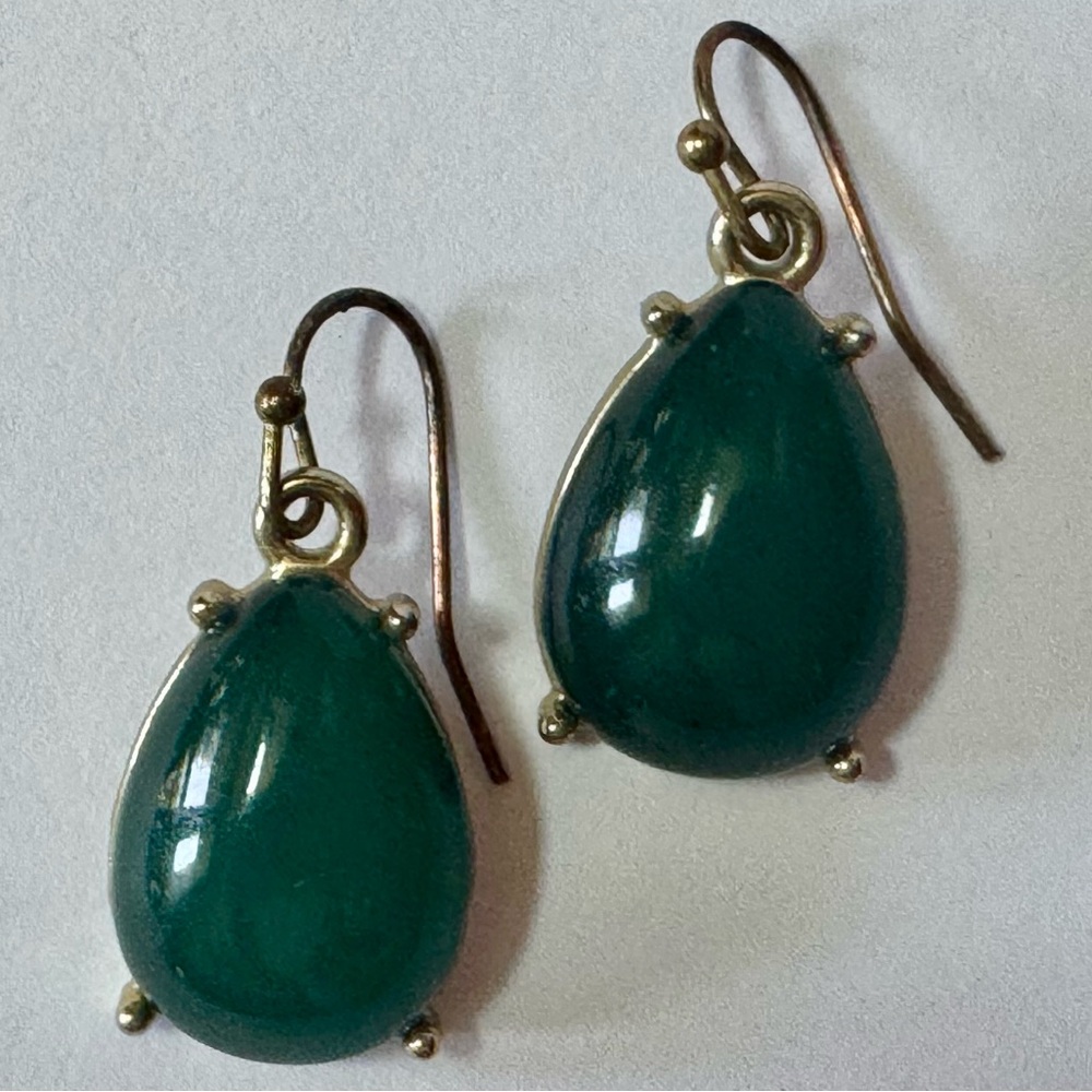 Elegant Emerald Green & Gold Teardrop Earrings Dangle J Crew or Banana Republic